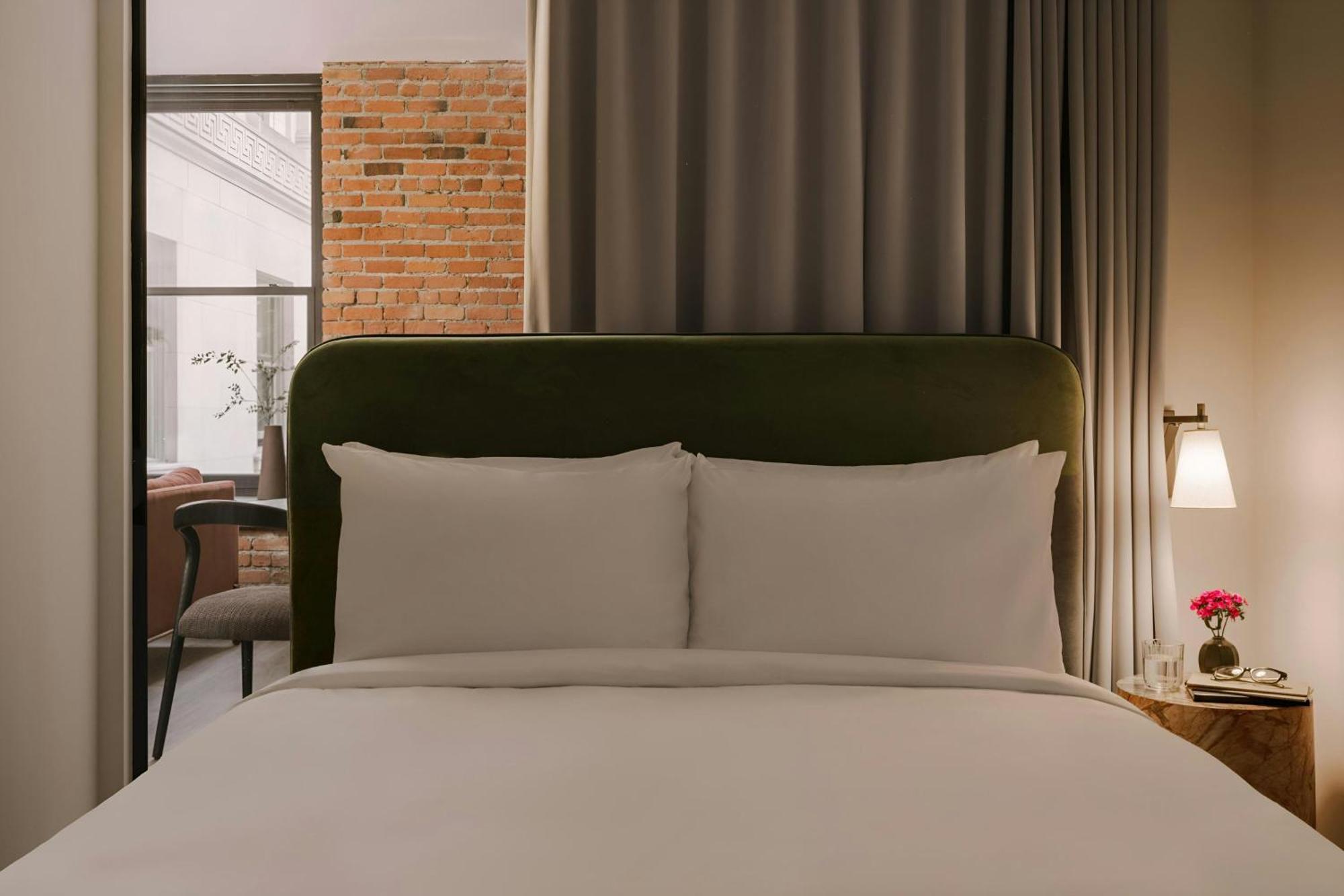 Sonder By Marriott Bonvoy Apollon Apartments Old Montréal Esterno foto